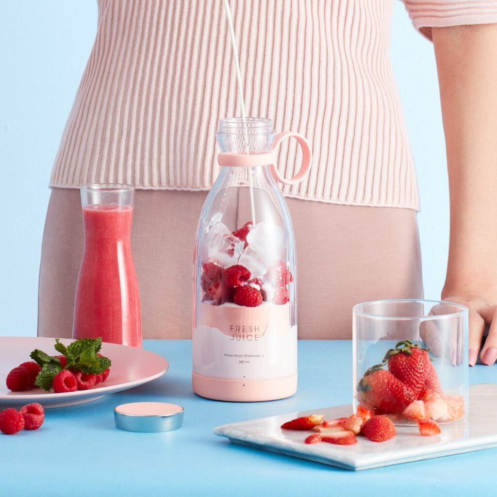 take your smoothie to work or anywhere